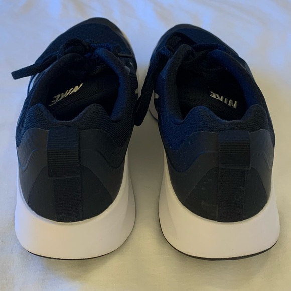 Nike - Wearallday Shoes in Black & White - 2020 - Size 9.5 - Picture 9 of 13